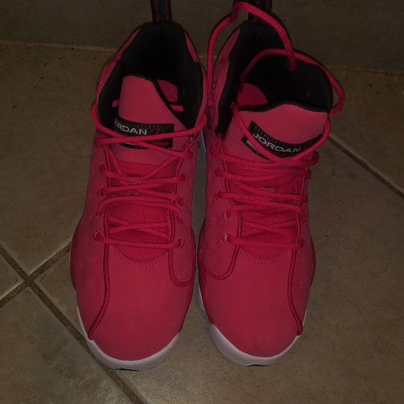 COPY - Jordan - Picture 5 of 5